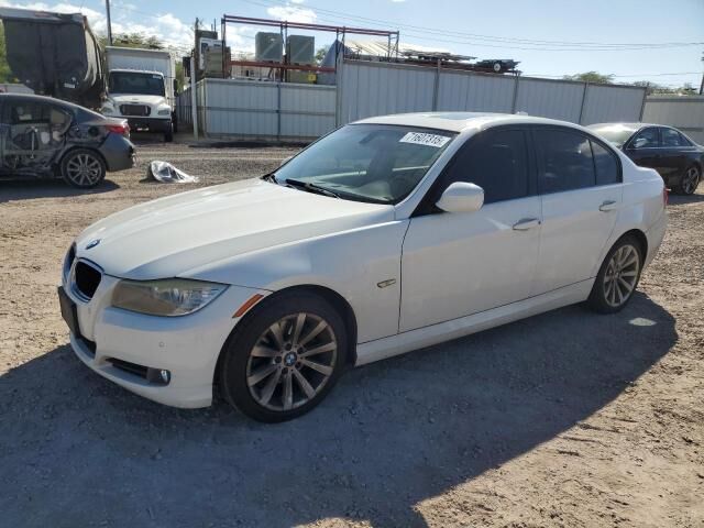 BMW 328i