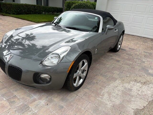 Pontiac Solstice