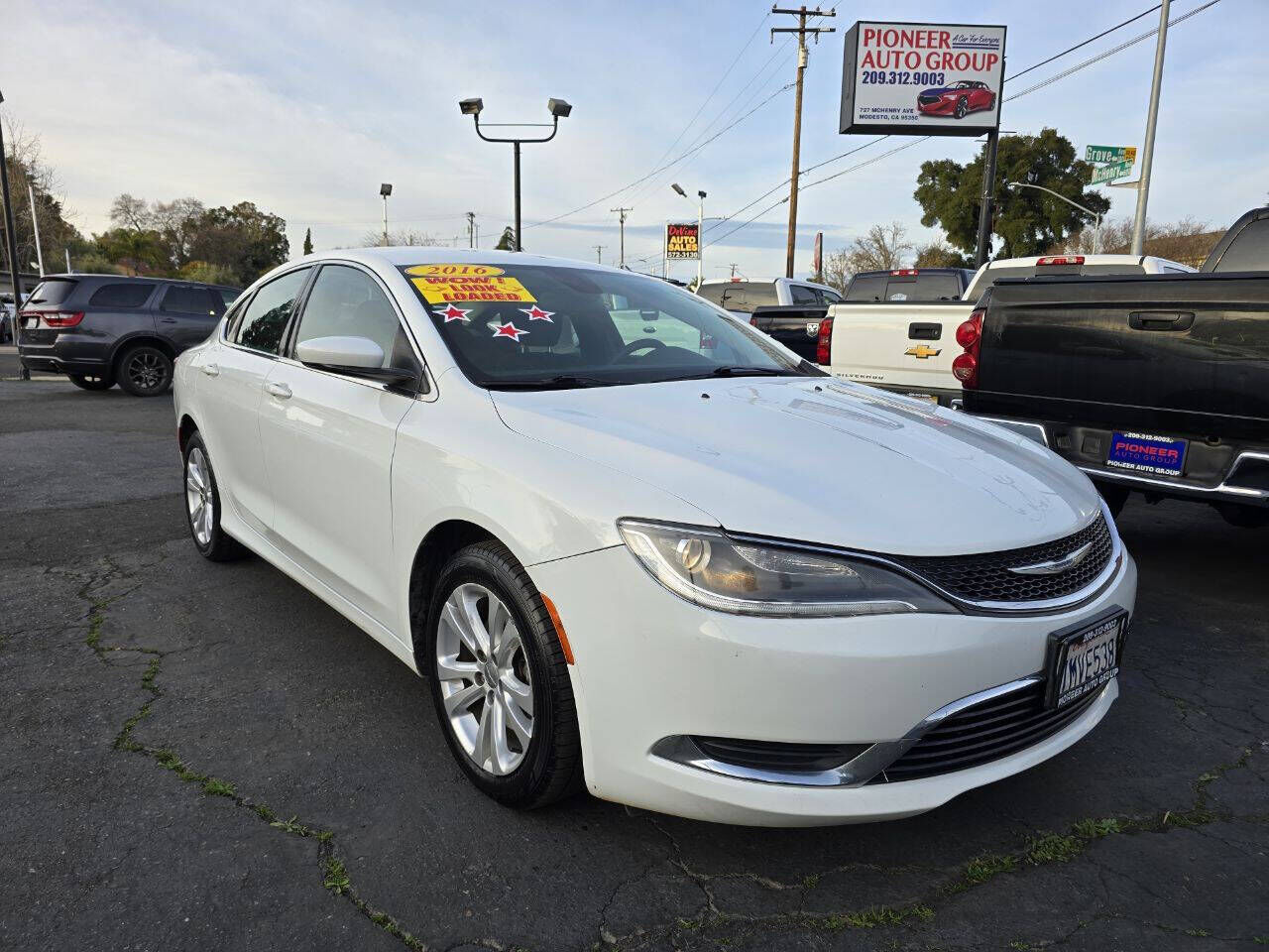 2016 CHRYSLER 200