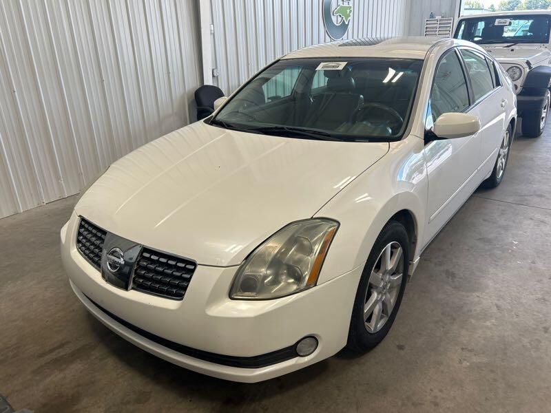 Nissan Maxima