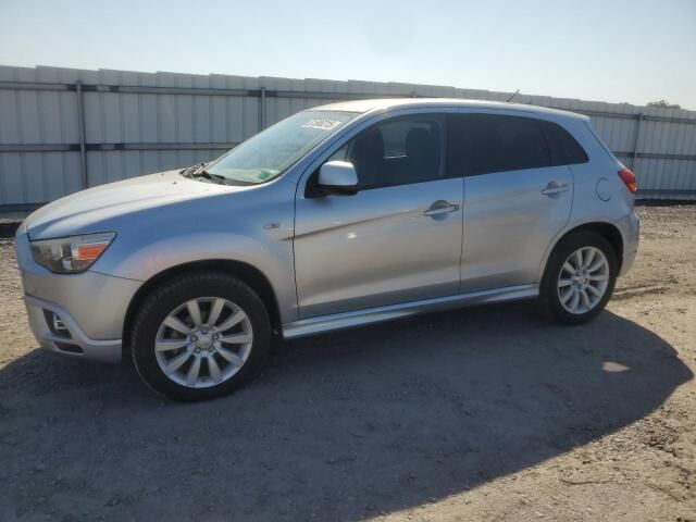 Mitsubishi Outlander Sport