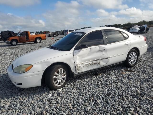 Ford Taurus
