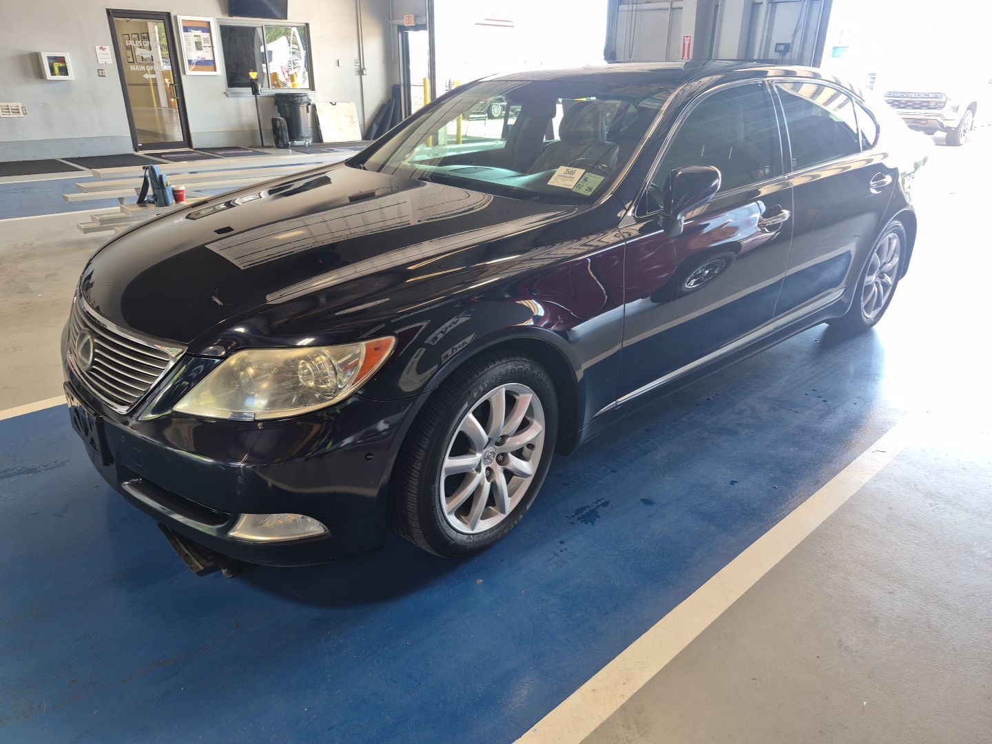 Lexus LS