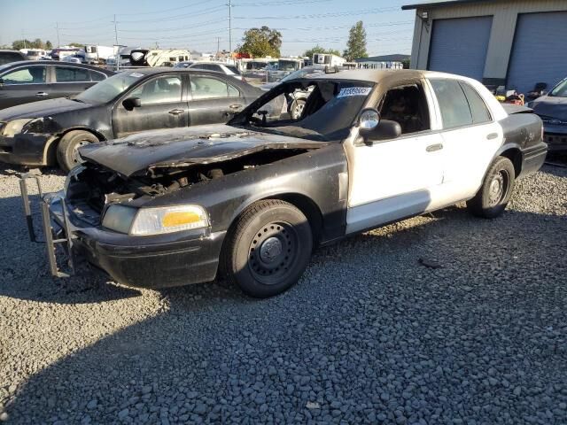 Ford Crown Victoria