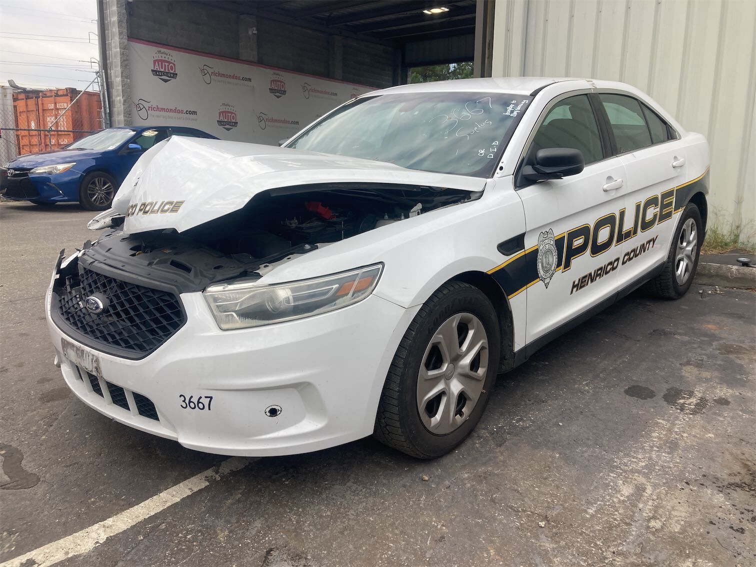 Ford Taurus