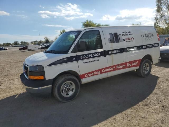 GMC Savana