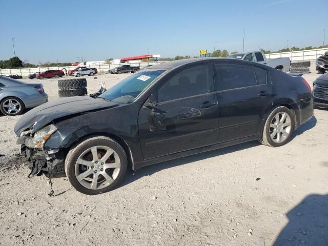 Nissan Maxima