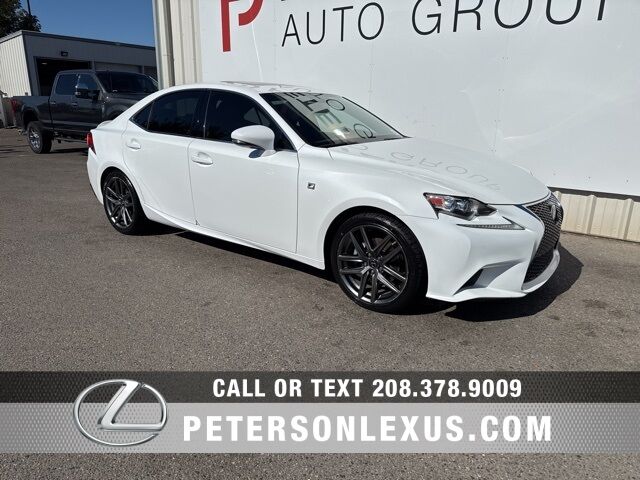 Lexus IS