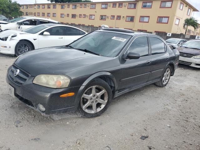 Nissan Maxima