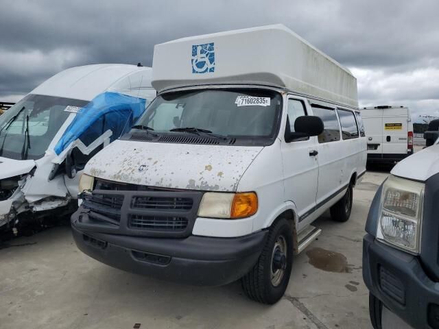 Dodge Ram Van