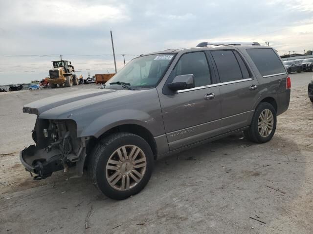 Lincoln Navigator