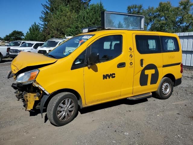 Nissan NV200