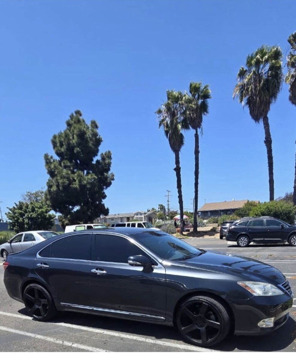 Lexus ES
