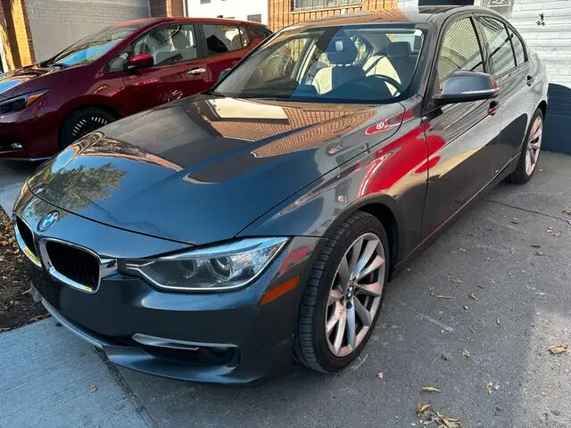 BMW 320i