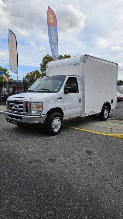 Ford E-350