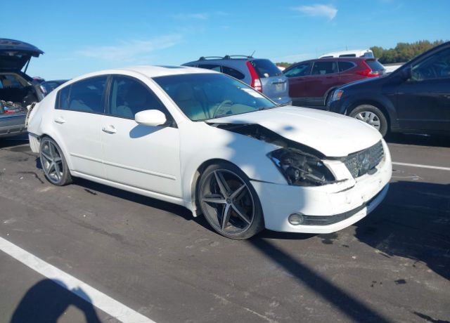 Nissan Maxima