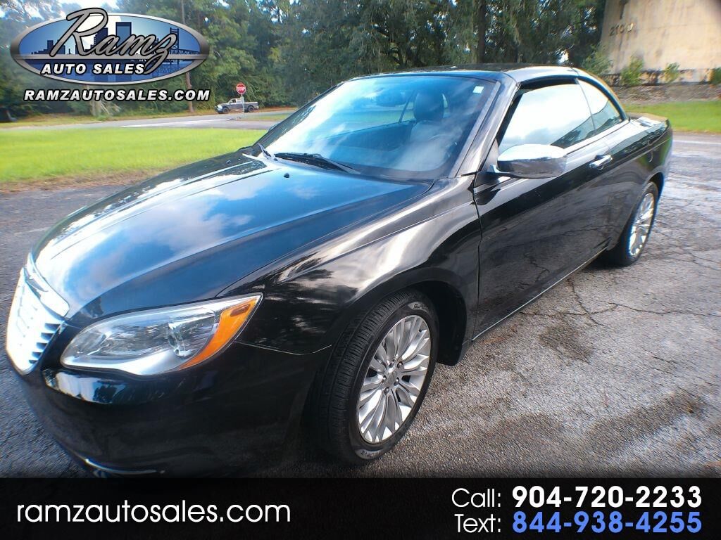 Chrysler 200