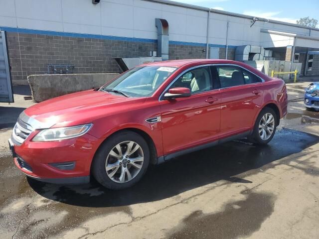 Ford Taurus