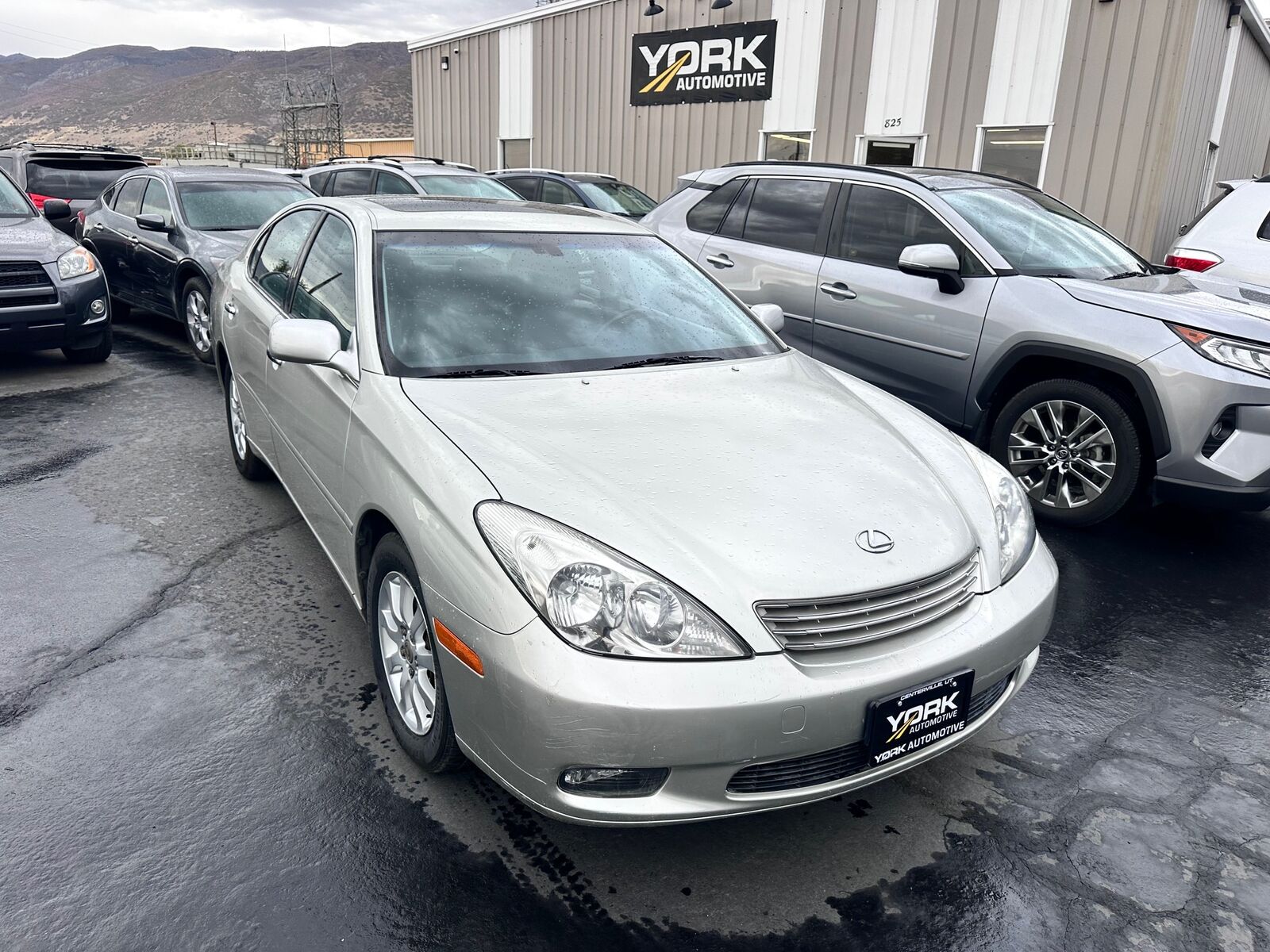 Lexus ES