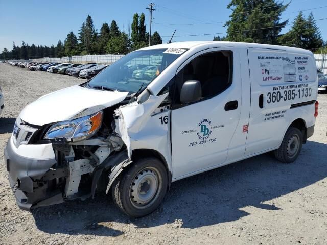 Nissan NV200