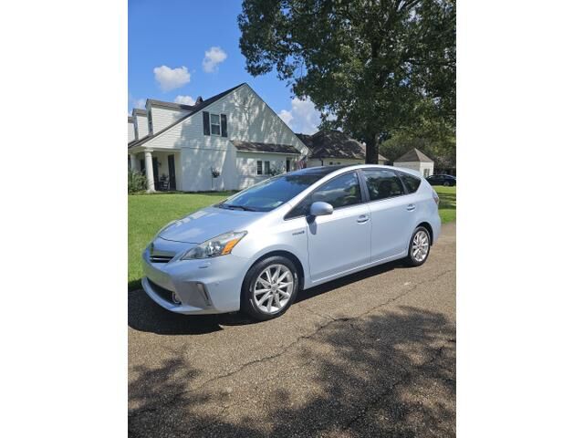 Toyota Prius V