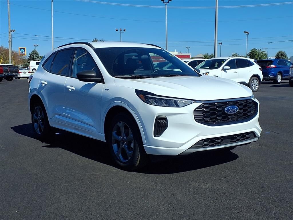 2023 FORD Escape