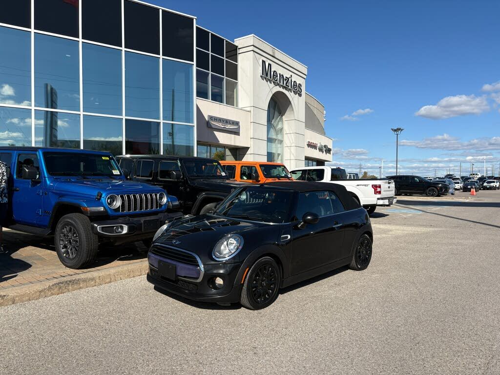 MINI Cooper Convertible