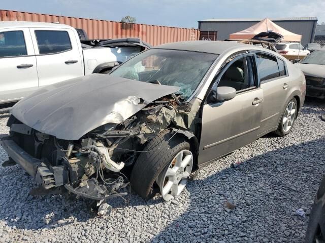 Nissan Maxima