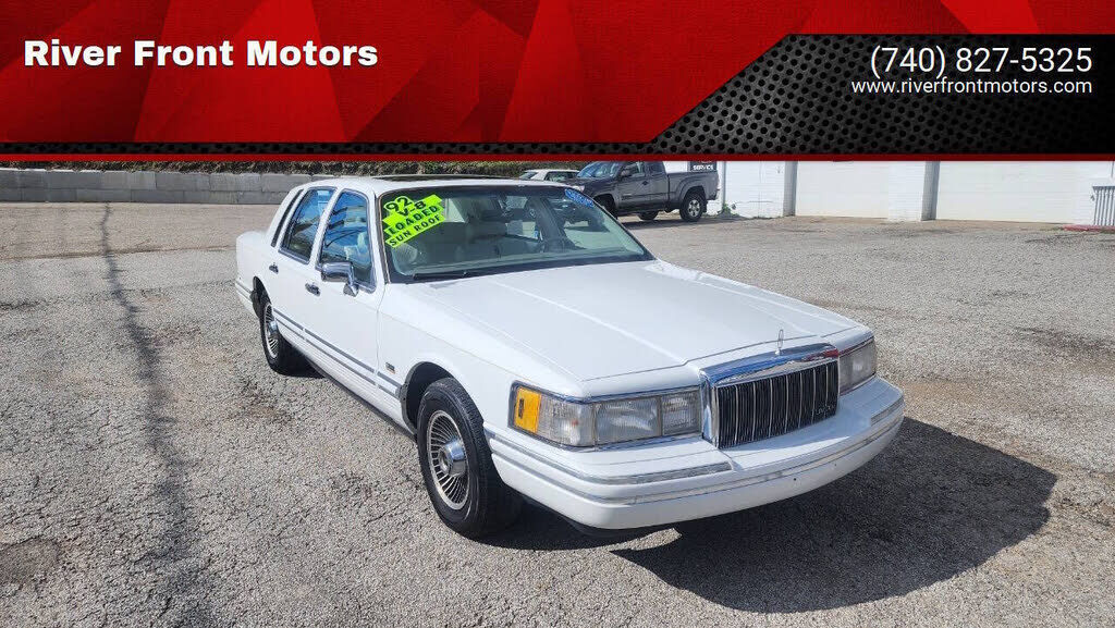 Lincoln Town Car