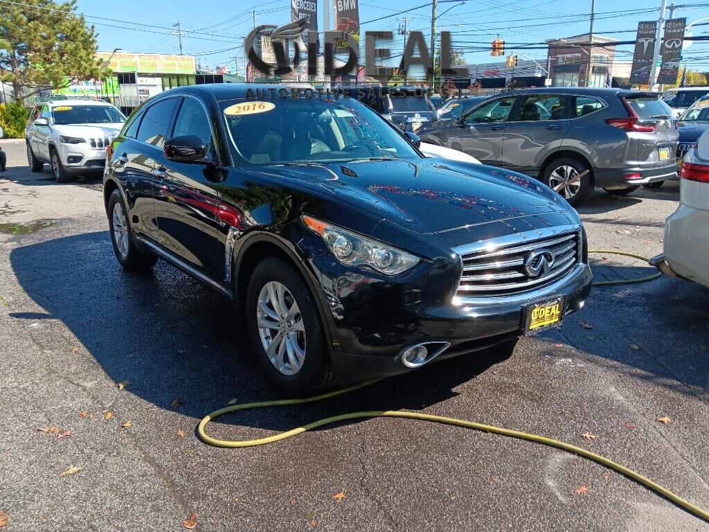 Infiniti QX70