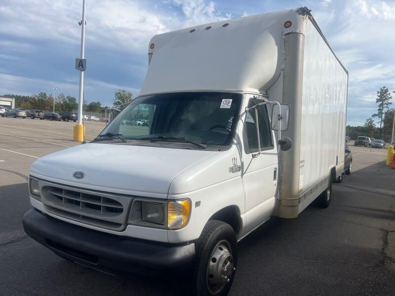 Ford E-350