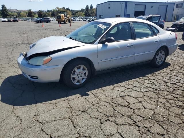 Ford Taurus