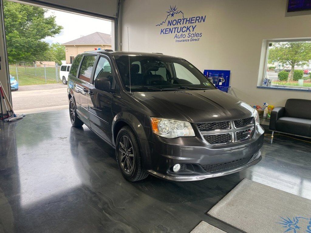 2017 DODGE Grand Caravan