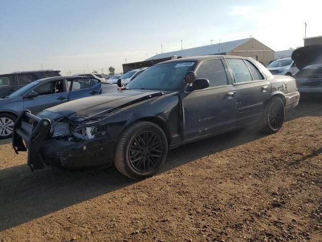 Ford Crown Victoria