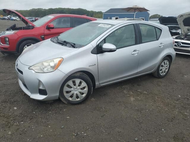 Toyota Prius C