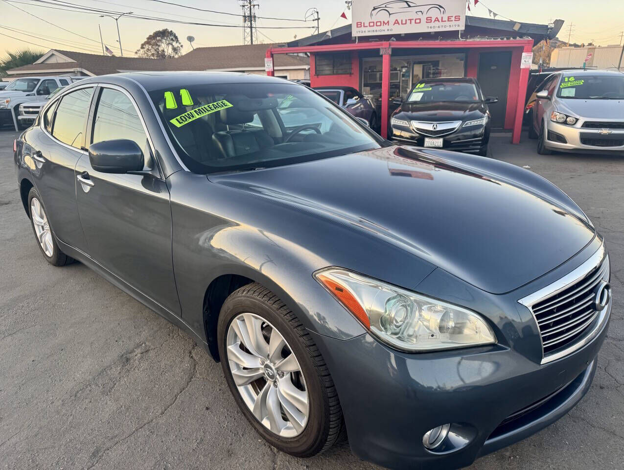 Infiniti M37