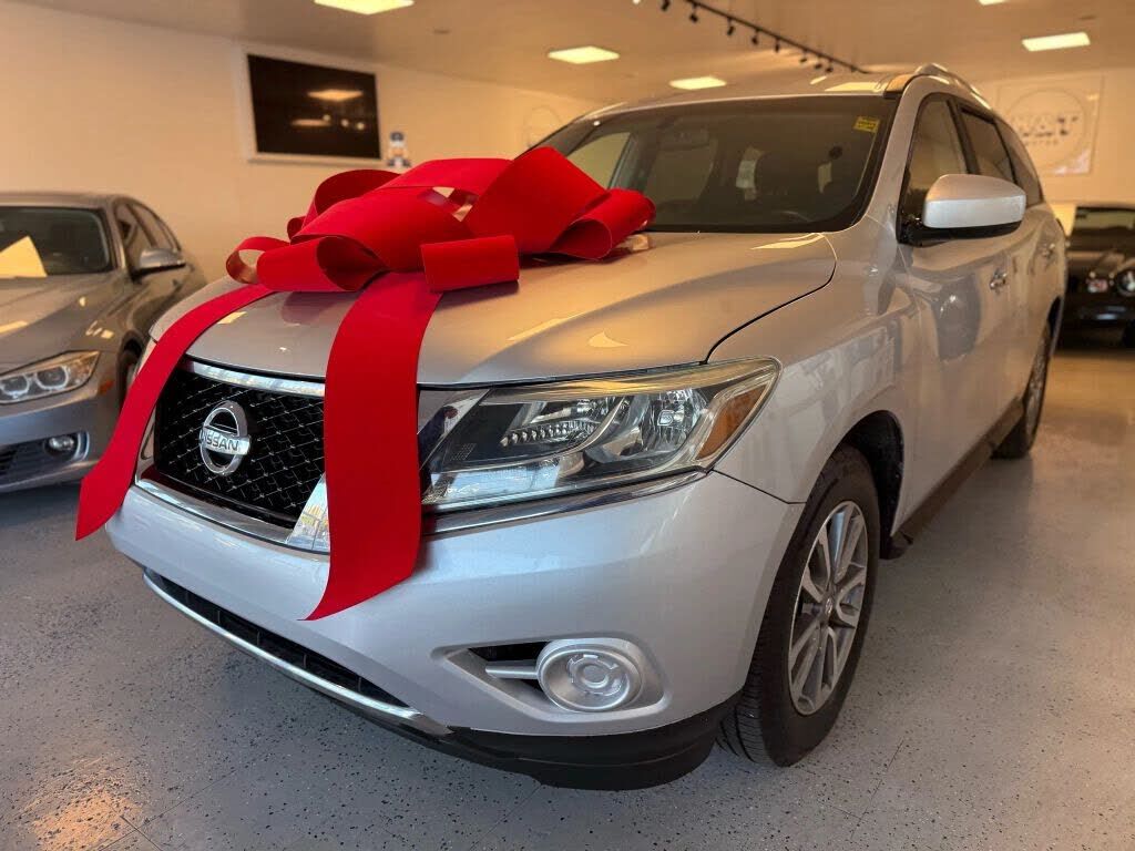 2016 NISSAN Pathfinder