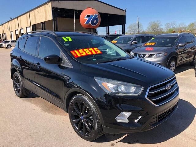 2017 FORD Escape