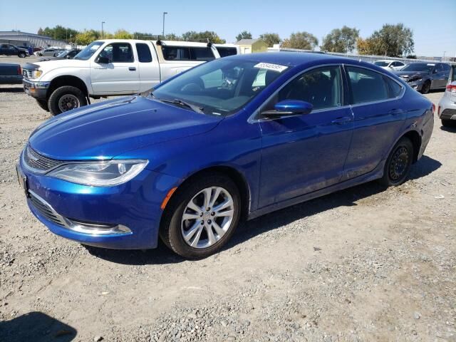 Chrysler 200