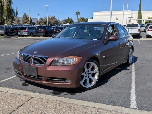 BMW 330i