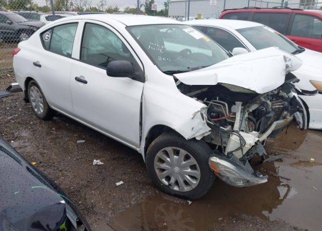 Nissan Versa