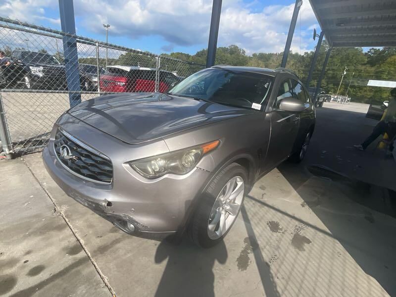 Infiniti FX50