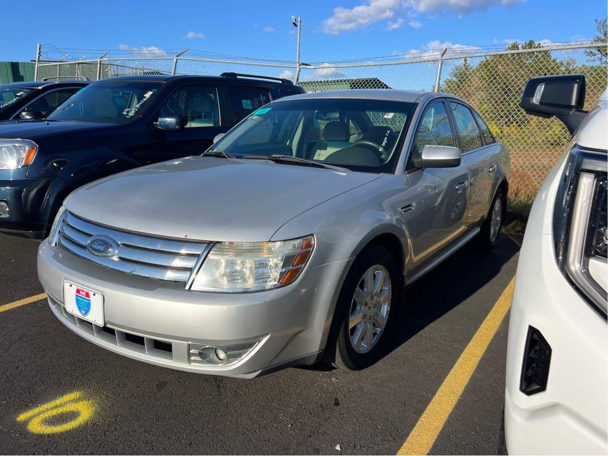 Ford Taurus