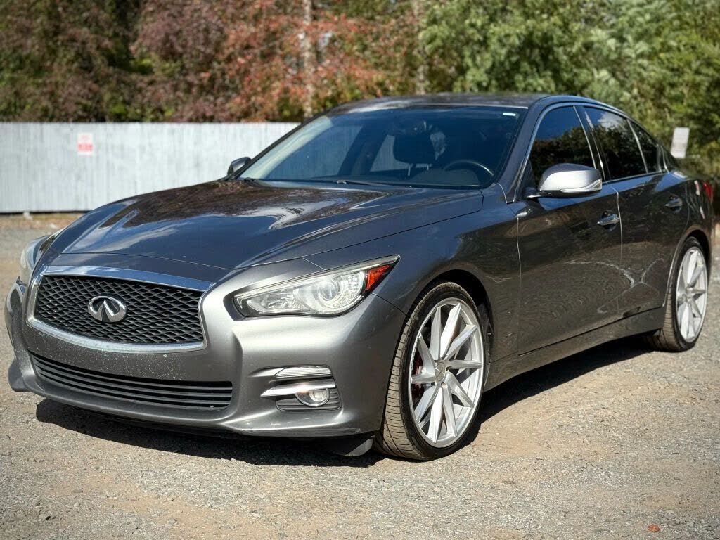 Infiniti Q50