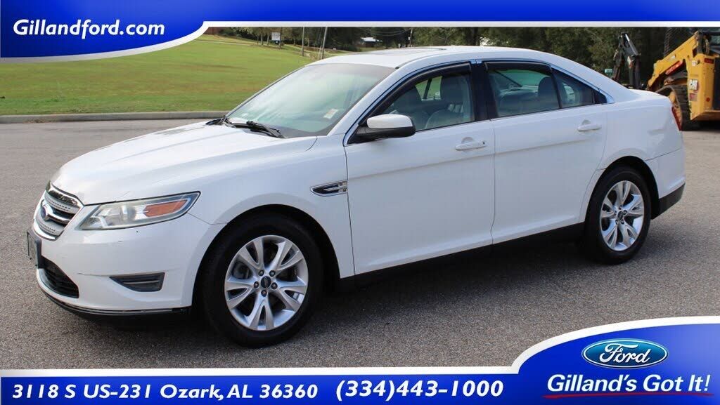 Ford Taurus