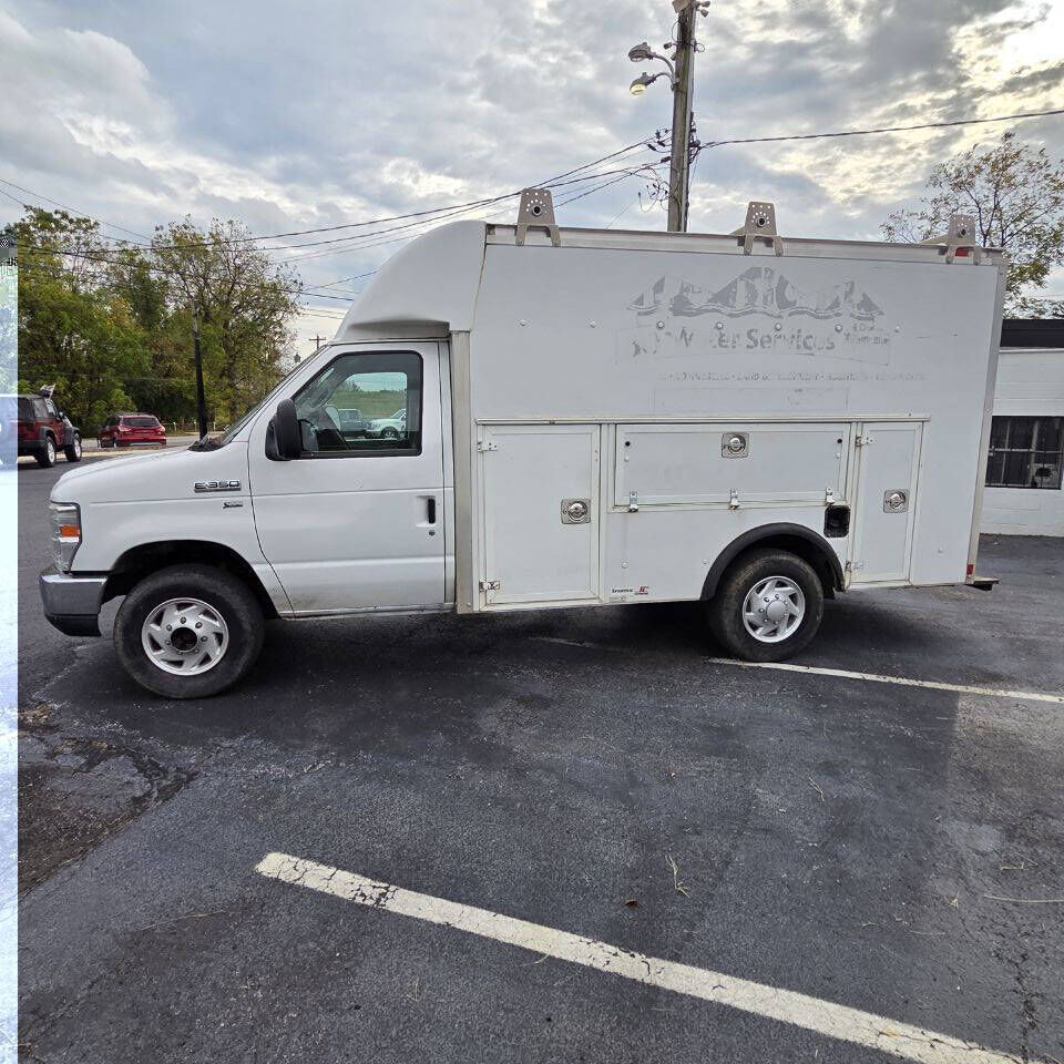Ford E-350