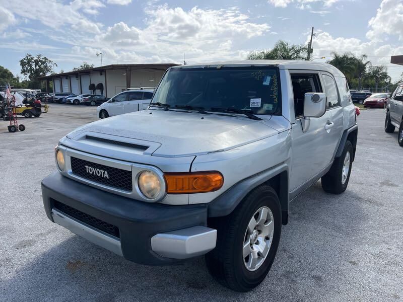 Toyota FJ Cruiser