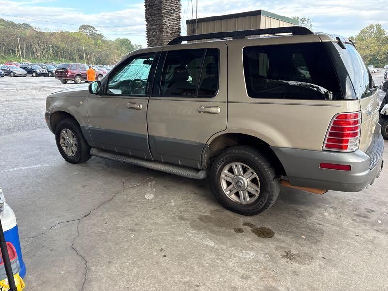 Mercury Mountaineer