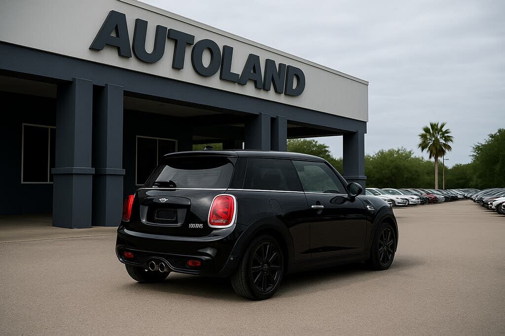 2017 MINI Hardtop