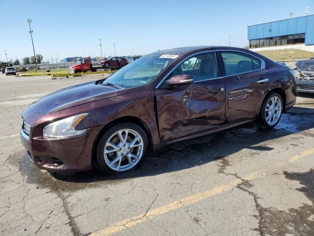 Nissan Maxima